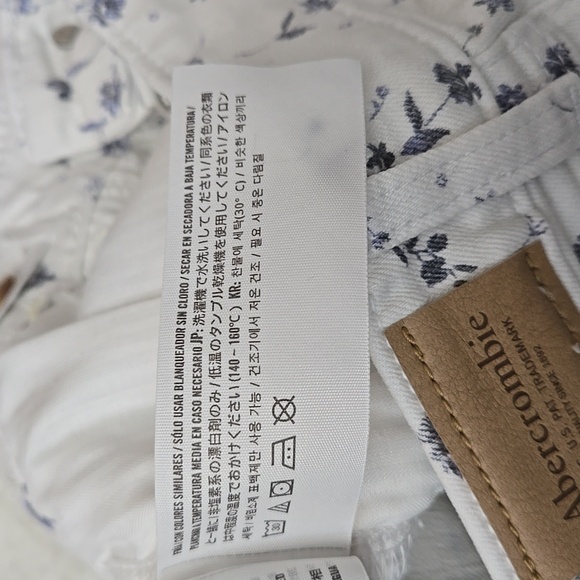 Abercrombie Kids High Rise Wide Leg Floral Jeans, Girls 11/12 Long - Picture 10 of 13